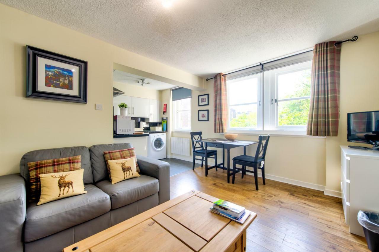 Stunning Studio Apartment Castle View Edinburgh Dış mekan fotoğraf